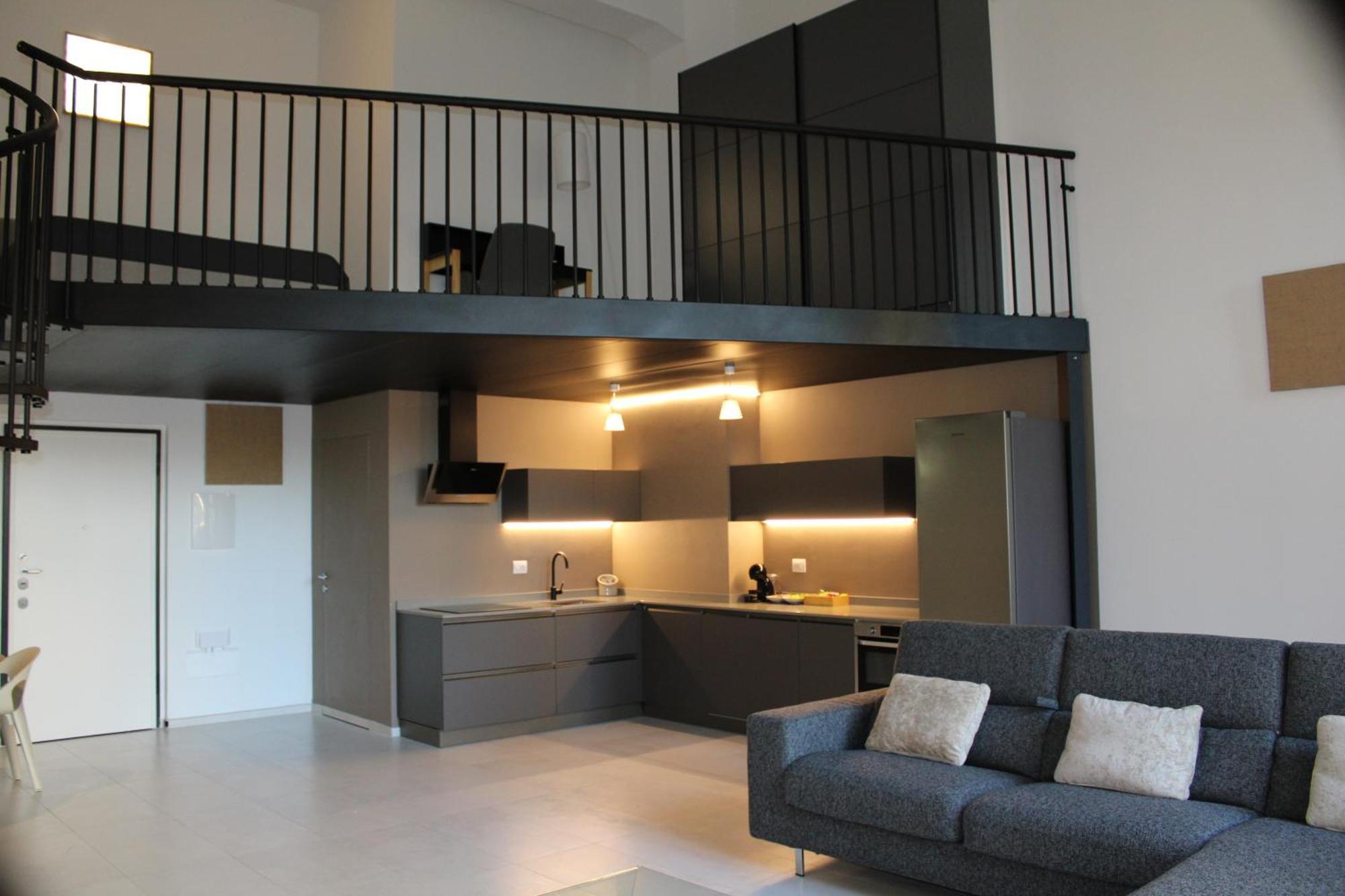 Appartement Space Loft - Close To M5 Subway - Free Parking - Sky & Netflix Tv *